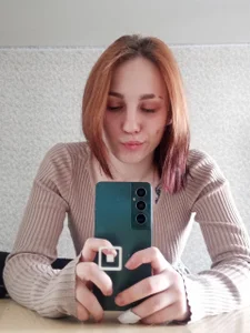 Mona_Milo Nice to meet you Pic 4