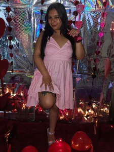 Charis_21 Valentine's Day Pic 9