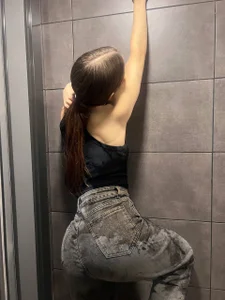 PetraHambelton me here Pic 5