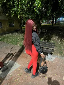 BellaQuen1 Public Pic 4