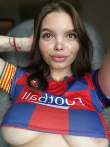 Soccer girl od Curvy_Dynamite_  2 snímek