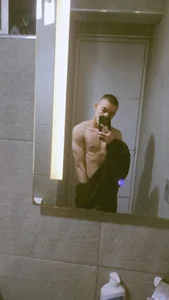 Loveshady981: Public ( фото)