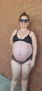 Emily33333 36 weeks Pic 4