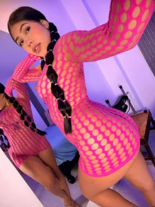 sarahyesica SEXY TEEN LATINA🔥 Pic 4