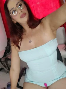 rukminilatin Love Bilde 3