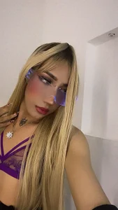 gigi_spellman kullanıcısının Purple Girl 💜 albümü -  4 fotoğraf
