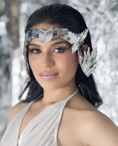 elissa_goddes Silver Girl 🩶🛸 Kuva 2