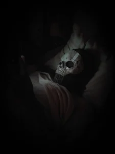 Darrk_Ravenn Public Pic 5