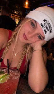 vioVibess's VioVibess Sex Photo 4