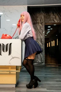 Peytonn_MonroeのYour favorite secretary is waiting for you.の枚の写真