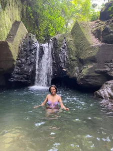 Sexy_Lia_ Pool and River Day Gambar 3