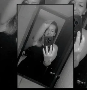 Kim_raver40 Public Pic 2