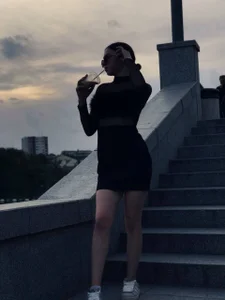 DarkAdelina 𝕬𝖉𝖊𝖑𝖎𝖓𝖆 𝖍𝖊𝖗𝖊 Pic