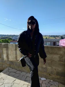 Lucy_BlacksilkPublic图片 5