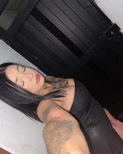 holi... de scarlett_diamond_  2 Imagens