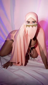 Nadia_Sammur Public Pic 6