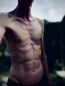 SkinnyDemon Public Foto 2