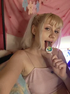 SweetLaumina Hiiii! Pic 5