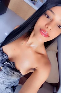 Public od Brunette__Hot_XXX  6 snímek