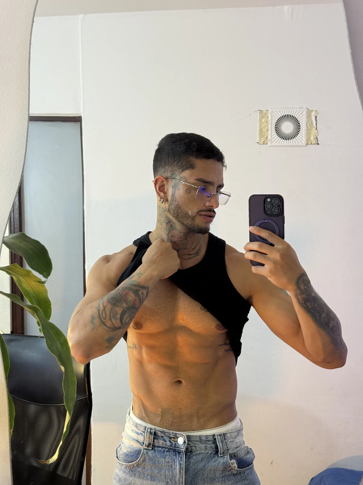 Трендове зображення  6281 Alanrodgers