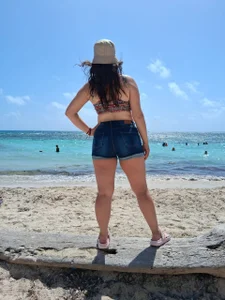 Vacations on the beach !! ☀🍉🍋 od ambar_sex10  4 snímek