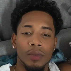 Foreign_papi Public Pic