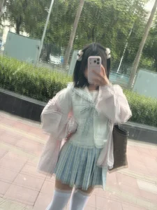 Xiaoenmiemie's photo