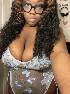 ButtaPecan00 A Glimpse Inside Butta’s World 🌎💋 Pic 3