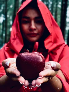 alison_villalobo Red Riding Hood Foto 5