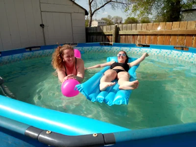 ShyAndHappyCdns Relaxing slika 4