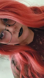 cute_aggro_gamer_girl Public Pic 6