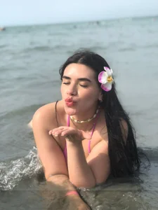 Oriana_03 A few days at the beach with many naughty ideas 🥵🏖️☀️😈 Billede 5