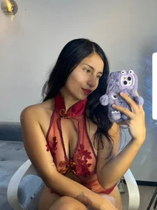 Hot red ❤😈 de KateOwens_  3 Imagens