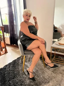 Lucy_Milf_68 Happy 58th birthday Foto 9