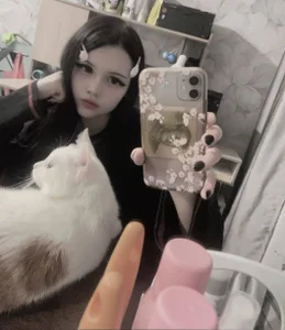 MelaineCoreFunny Photo图片