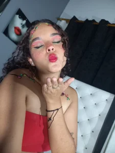 Isis_Bladee NICE LITTLE CHRISTMAS TREE🎄 Pic 4