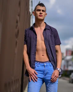 junior_friendss Public Poză 6