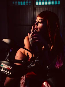 ScarlettRusso1: RIDING THE DUCATI AND AFTER… TO U❤️🏍️ ( фото)