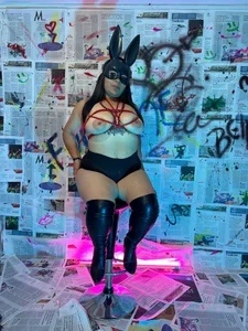HOT 🔥
