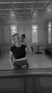 LillyWannaPlayy Public Pic 2