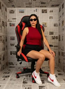 jennaa_milf_ Delicately Dangerous 🌹🔥 รูป 