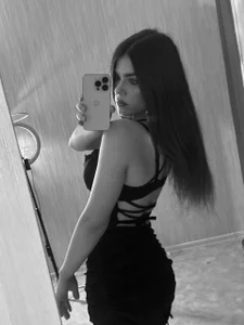 JeniceSourwine 🖤 Beautifully mysterious. slika