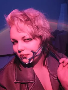 -HwasaMoore Public Foto 4