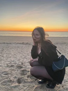 QuyenOlson Public Pic 6