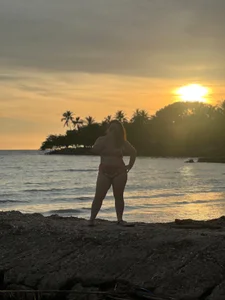 keitlynsoto unas pequeñas vacaciones en el mar gracias a ti amor, espero verte pronto, besos 圖片