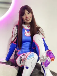 SabrinaSpell_のD.va 💙の 4枚の写真