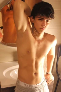 Nathan_Owen Public Pic 5