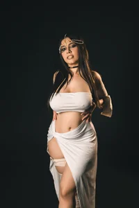 RitaVirginia Cleopatra's big tits Pic 4