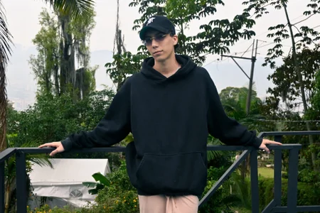 Nikolay_Gregori Pretty moments, wild thoughts 💭  6টি ছবি