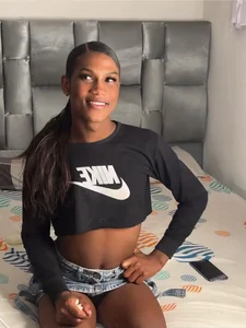 HAPPY de Keisy_Mariana  photos